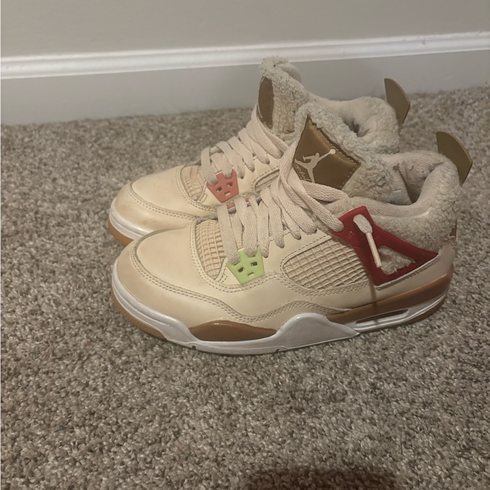 Air Jordan 4 retro Gs ‘Wildthings’ size 4.5